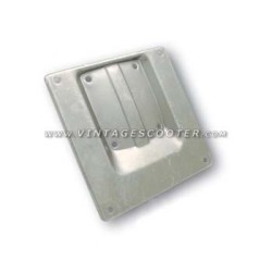 Support de plaque acier Format Italien 17x17 Vespa 50 / 125 Primavera / ET3